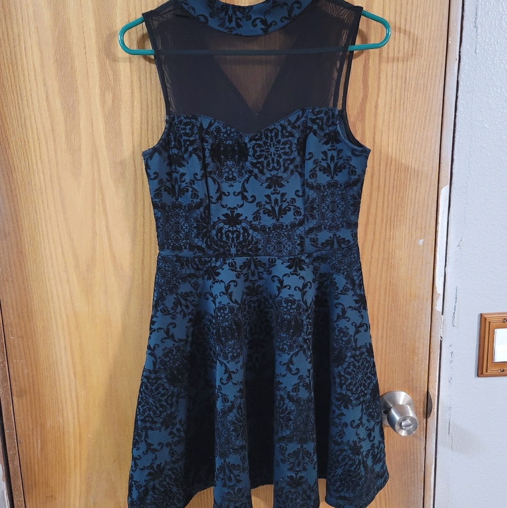 Trixxi dress